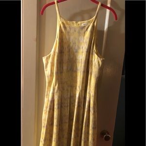 EUC Calvin Klein Size 16 yellow Sleeveless Dress